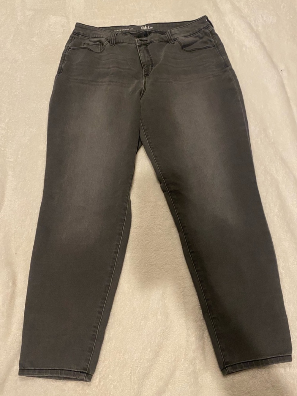 Style & Co. Women’s Curvy Skinny Jeans in Washed Black